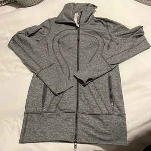 Lululemon zip up like new